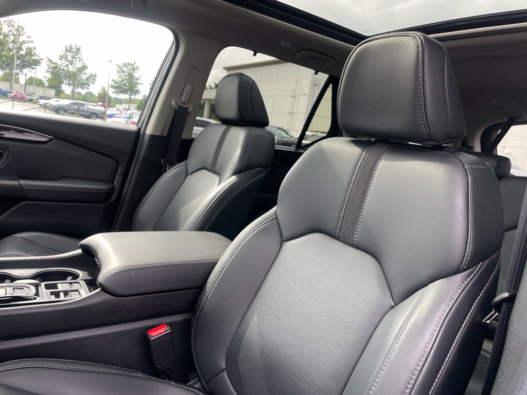 Certified 2025 Honda Pilot Touring image 25