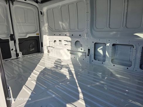 New 2026 Ford Transit 250 148 Medium Roof image 22