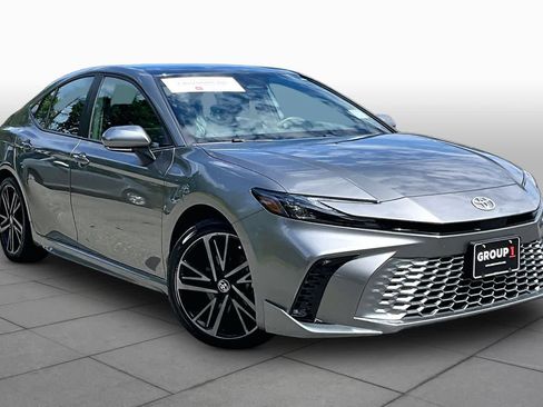 Certified 2025 Toyota Camry XSE AWD/4WD image 3
