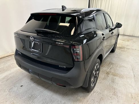 New 2026 Nissan Kicks SV AWD/4WD image 11