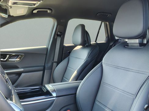 Certified 2026 Mercedes-Benz GLC 300 image 16
