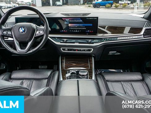 Used 2025 BMW X5 xDrive50e image 27