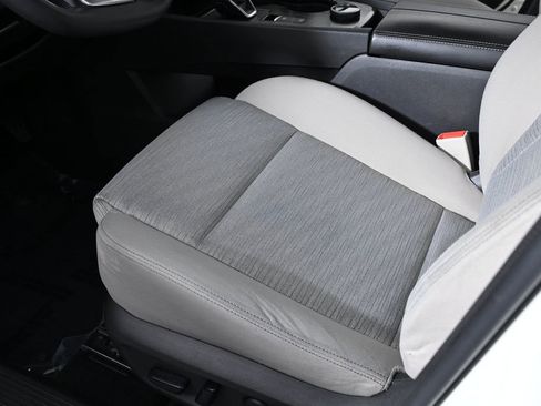 Certified 2023 Nissan Rogue SV image 25