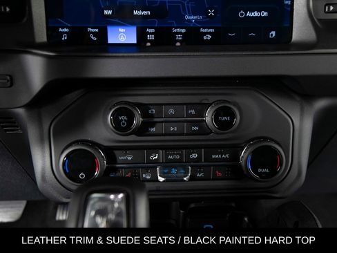 Used 2025 Ford Bronco Raptor AWD/4WD image 18
