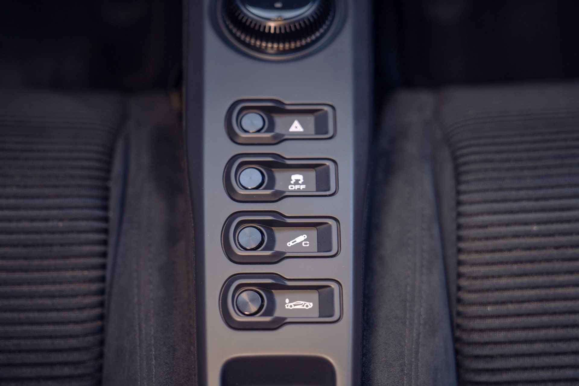 Used 2021 Ford GT RWD image 50
