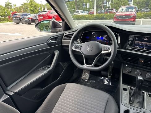 Used 2022 Volkswagen Jetta S FWD image 21