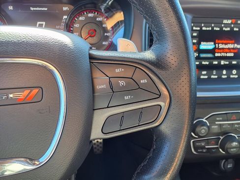 Used 2022 Dodge Charger R/T w/ Blacktop Package image 17