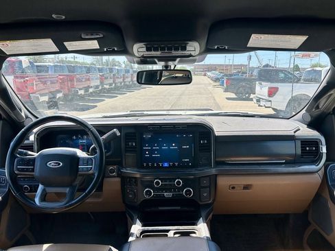 Used 2024 Ford F350 Lariat AWD/4WD image 31