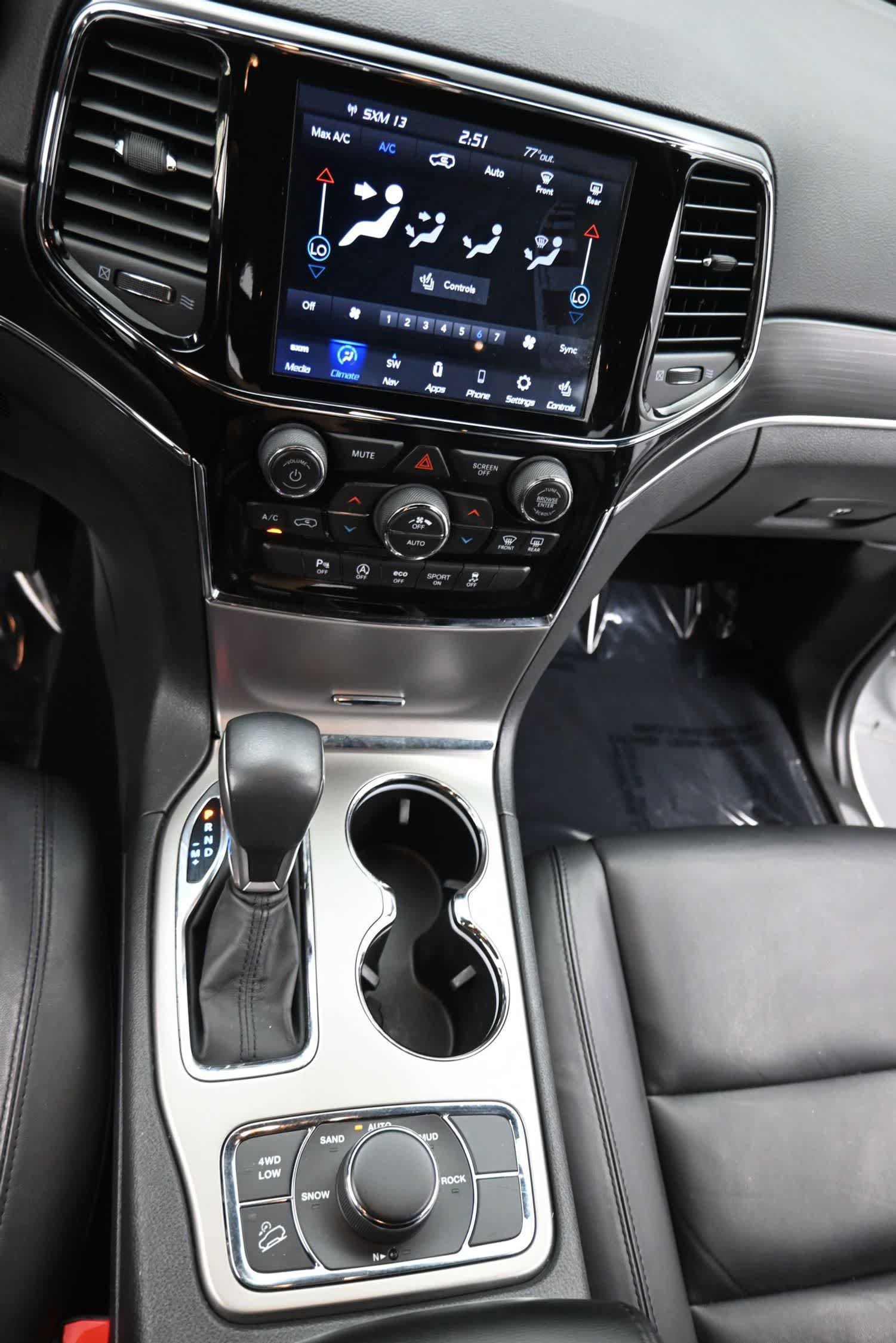 Used 2019 Jeep Grand Cherokee Limited w/ Trailer Tow Group IV AWD/4WD image 22