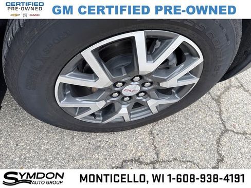 Certified 2023 GMC Acadia SLE w/ Driver Convenience Package image 22