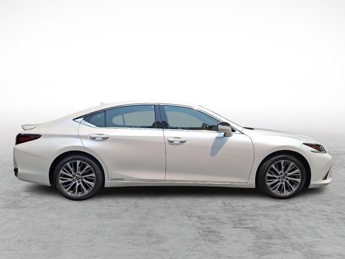 Used 2020 Lexus ES 300h w/ Premium Package FWD image 7