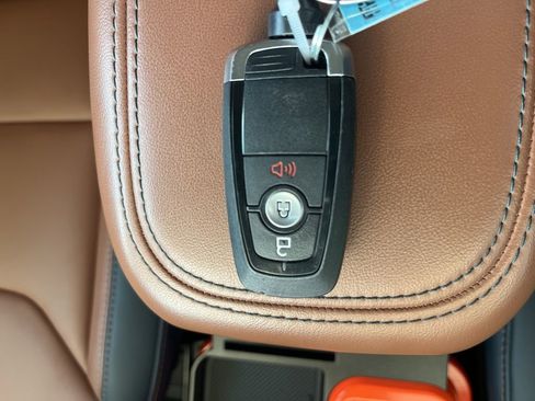 Used 2023 Ford Maverick Lariat w/ Lariat Luxury Package AWD/4WD image 24