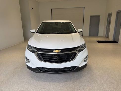 Certified 2019 Chevrolet Equinox LT w/ Driver Convenience Package image 2