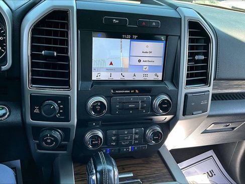 Used 2018 Ford F150 Lariat w/ Equipment Group 502A Luxury AWD/4WD image 32