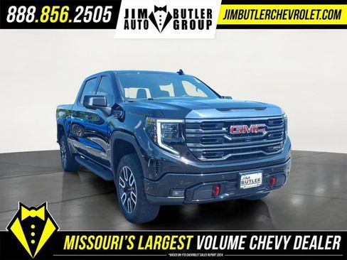Used 2024 GMC Sierra 1500 AT4 w/ Technology Package AWD/4WD image 24