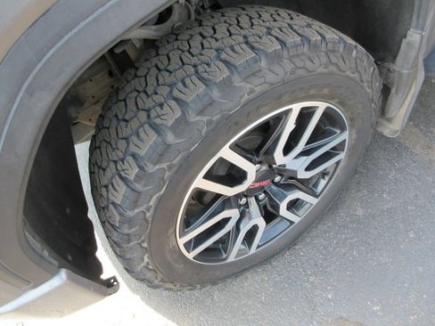 Certified 2021 GMC Sierra 1500 AT4 AWD/4WD image 16