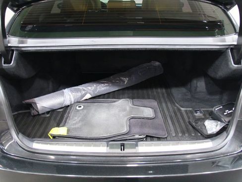 Used 2021 Lexus LS 500 AWD w/ Accessory Package (Z1) image 26