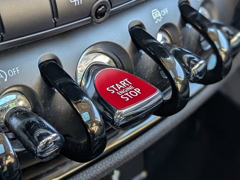 Used 2024 MINI Cooper Clubman S image 15