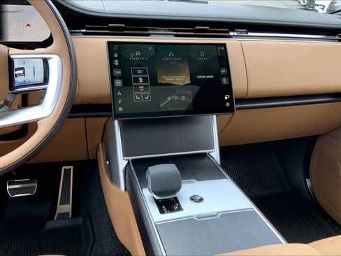 New 2026 Land Rover Range Rover SE AWD/4WD image 8