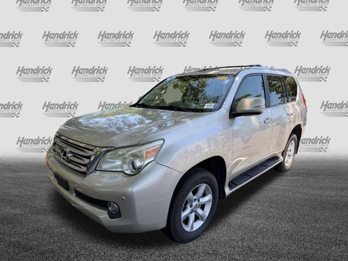 Used 2011 Lexus GX 460 w/ Comfort Plus Pkg AWD/4WD image 3