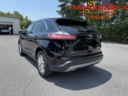 Used 2022 Ford Edge SEL w/ Convenience Package AWD/4WD image 5