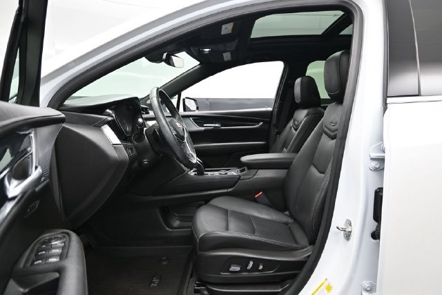 Used 2024 Cadillac XT5 Premium Luxury w/ LPO, Floor Liner Package AWD/4WD image 20