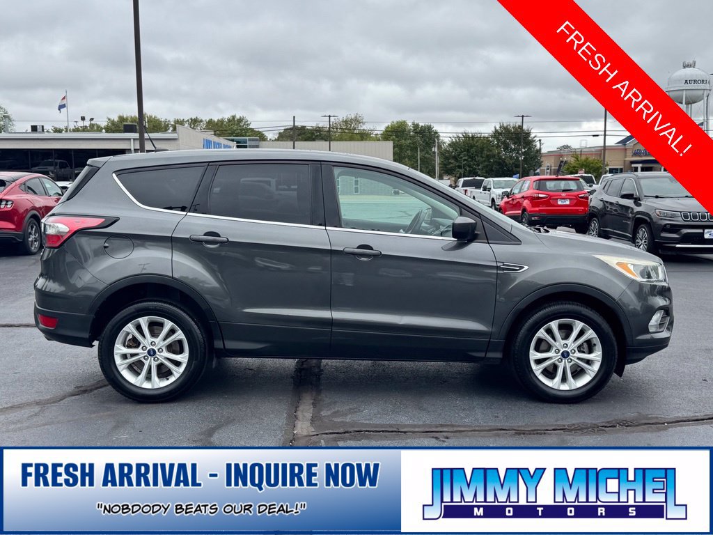 Used 2017 Ford Escape SE w/ SE Cold Weather Package FWD image 21