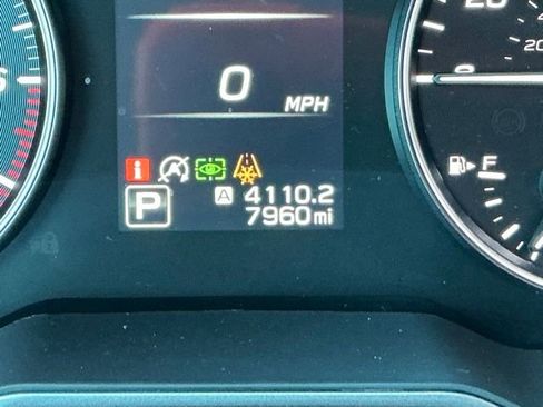 Certified 2025 Subaru Outback Limited image 31