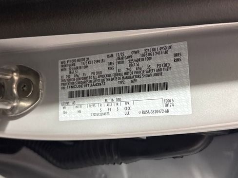 New 2026 Ford Escape SE w/ Class II Trailer Tow Package image 28