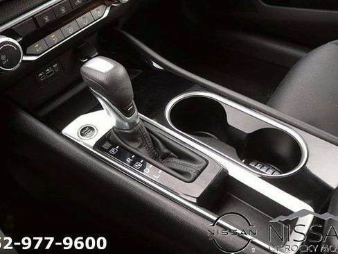 Certified 2024 Nissan Altima 2.5 SV FWD image 21