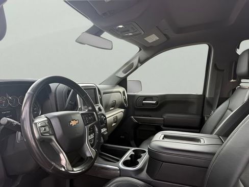 Used 2019 Chevrolet Silverado 1500 LTZ w/ LTZ Plus Package AWD/4WD image 11