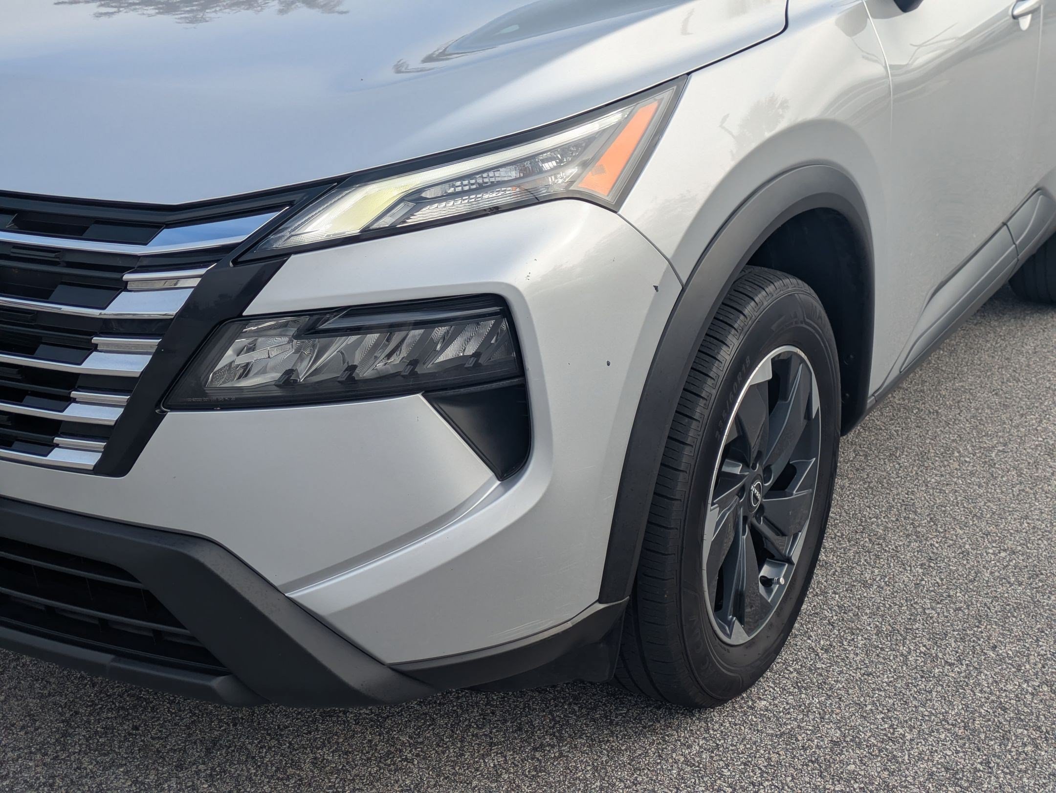 Certified 2024 Nissan Rogue SV AWD/4WD image 10