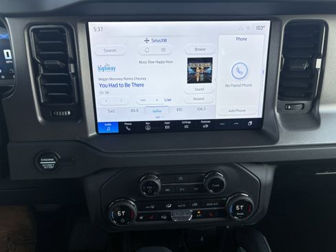 New 2025 Ford Bronco Badlands image 12