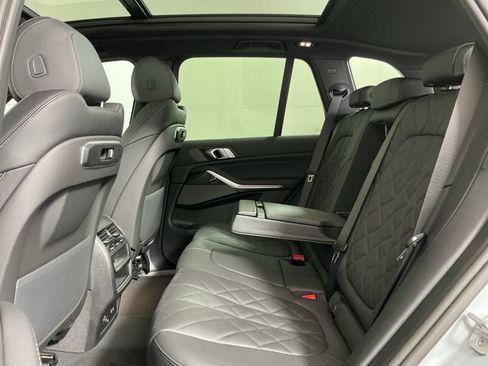 Used 2026 BMW X5 sDrive40i w/ M Sport Package RWD image 29