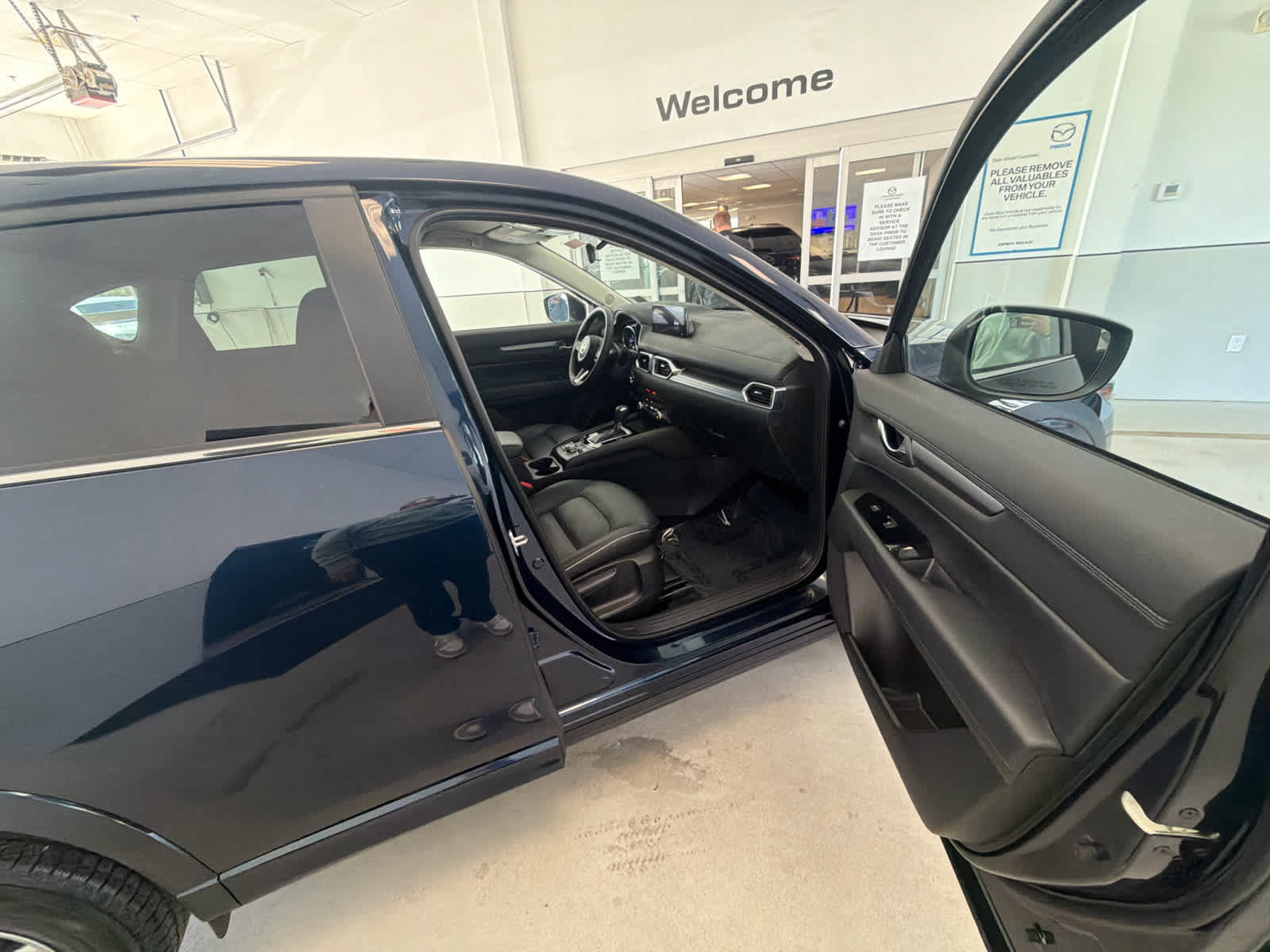 Used 2024 MAZDA CX-5 AWD 2.5 S w/ Select Package image 17