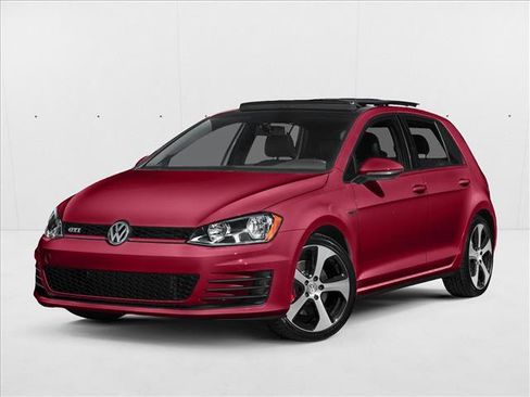 Used 2017 Volkswagen Golf 4-Door FWD image 1
