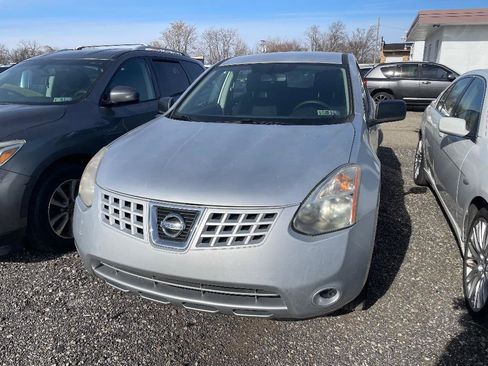 Used 2010 Nissan Rogue S image 1