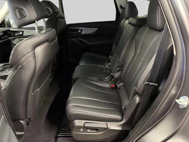 Certified 2024 Acura MDX w/ Technology Package AWD/4WD image 17