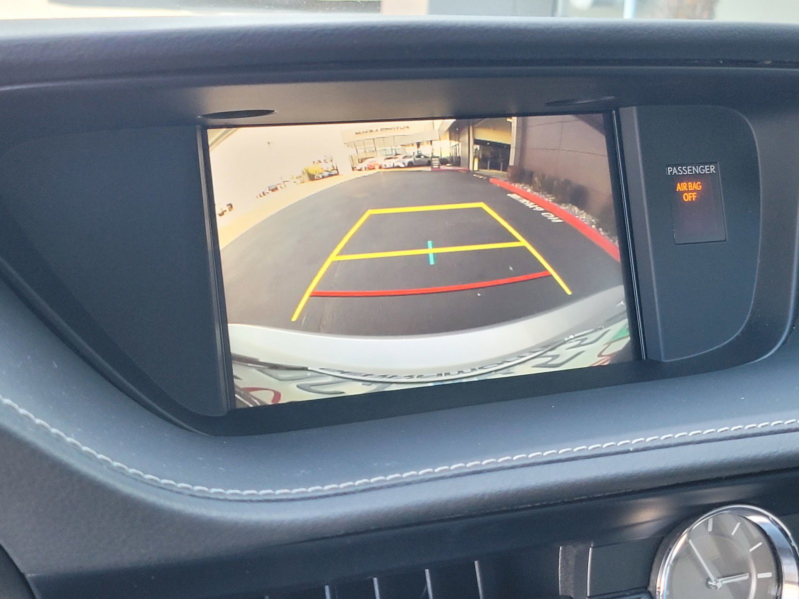 Used 2017 Lexus ES 350 w/ Navigation System Package FWD image 24