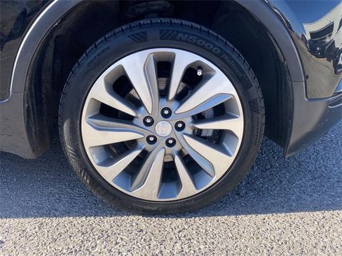 Used 2019 Buick Encore Preferred image 9