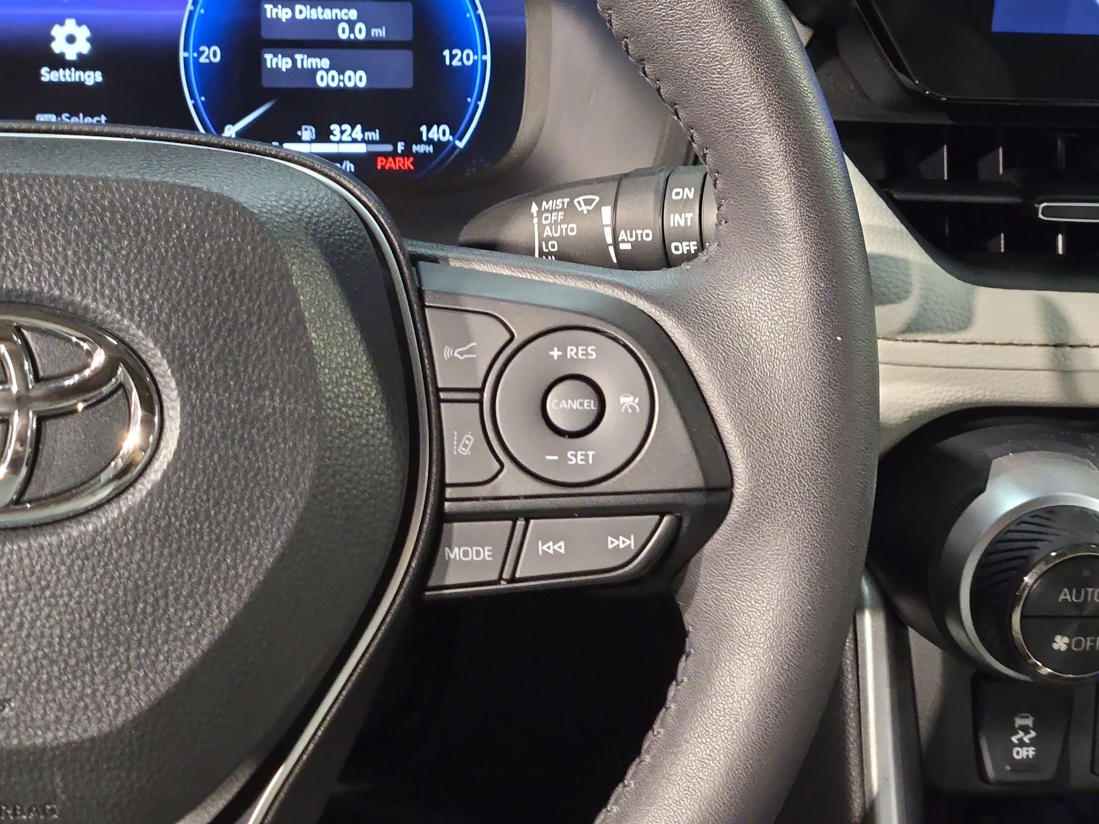 Used 2024 Toyota RAV4 Limited w/ Advanced Technology Package AWD/4WD image 29