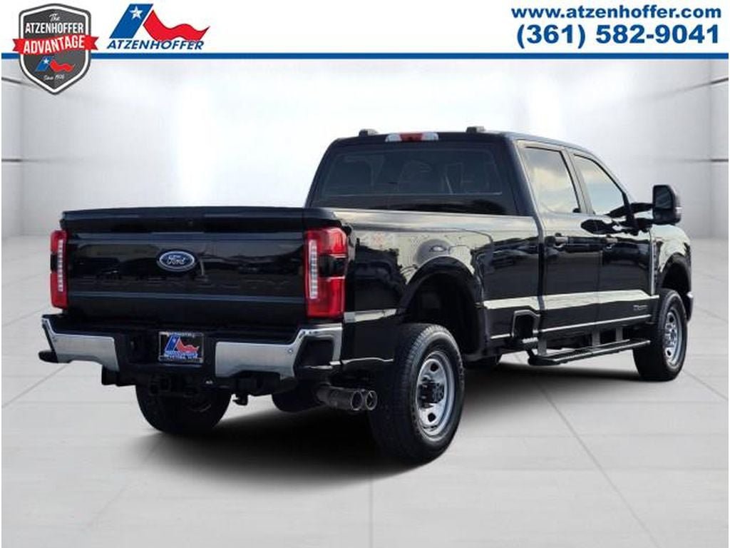 Used 2024 Ford F350 XL w/ 360-Degree Camera Package AWD/4WD image 3