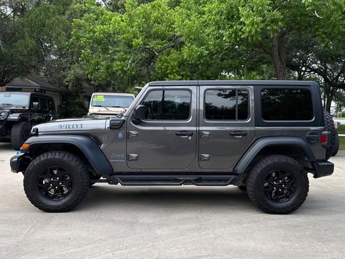 Used 2023 Jeep Wrangler Unlimited AWD/4WD image 9