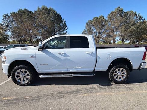 Used 2023 RAM 2500 Laramie AWD/4WD image 6