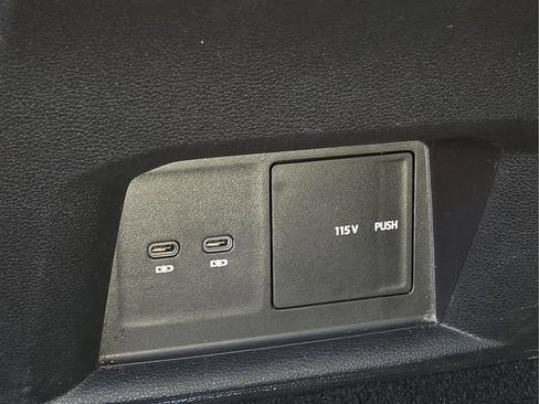 Used 2022 Volkswagen Atlas SE image 18