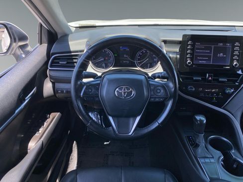 Used 2023 Toyota Camry SE w/ Convenience Package FWD image 12
