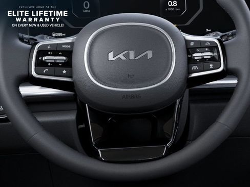 New 2026 Kia Carnival SX Prestige FWD image 23