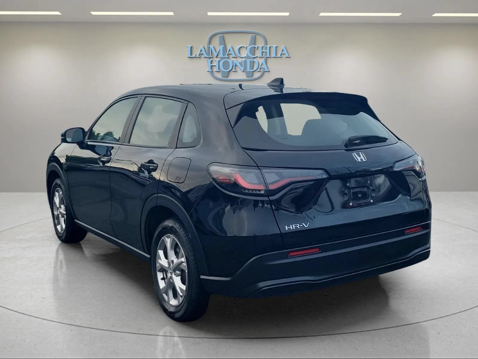 Used 2025 Honda HR-V LX image 3