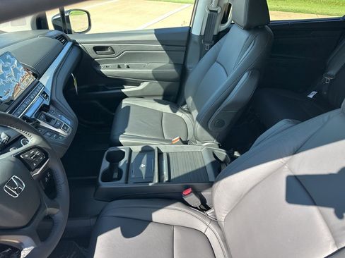 New 2026 Honda Odyssey EX-L image 10
