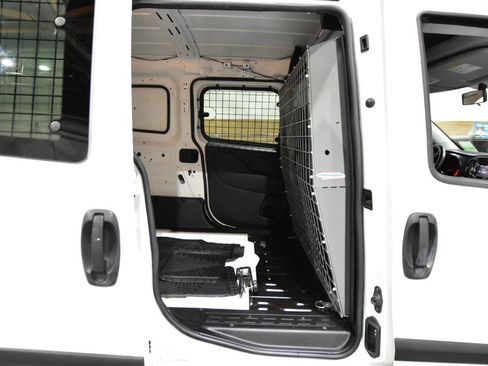 Used 2019 RAM ProMaster City Tradesman SLT FWD image 32